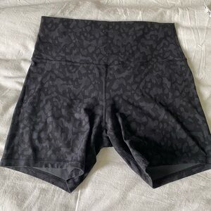 Lululemon Align High Rise 6”